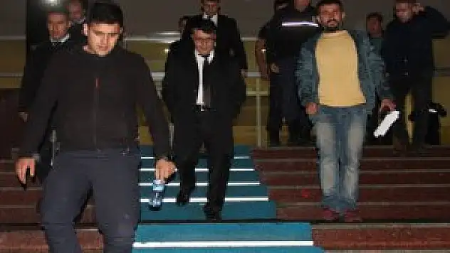 Kars İl Jandarma Komutanı Albay Güngör Ve Binbaşı Talay Tutuklandı