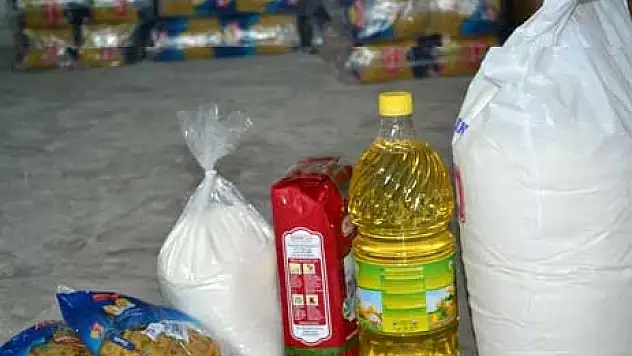 Esendere'de 70 Aileye Gıda Yardımı Yapıldı