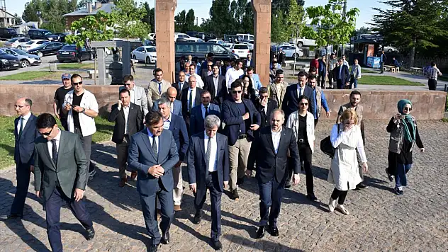 Gençlik Ve Spor Bakanı Kılıç, Bitlis'te