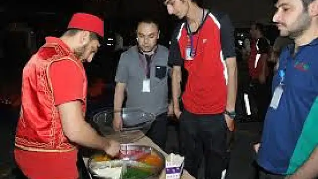 Elazığlı Gençlerin Sahur Etkinliği