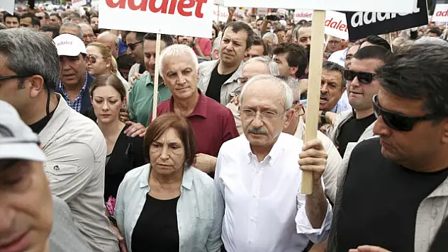 Chp'nin Berberoğlu'nun Tutuklanmasına Tepkisi