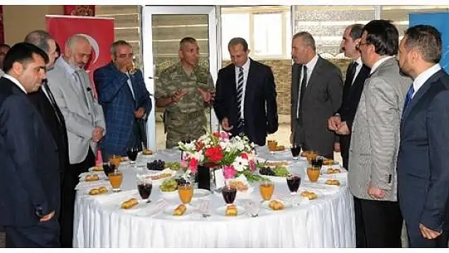 Van'da Ramazan Bayramı Kutlanıyor
