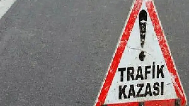 Kars'ta Trafik Kazası: 2 Ölü