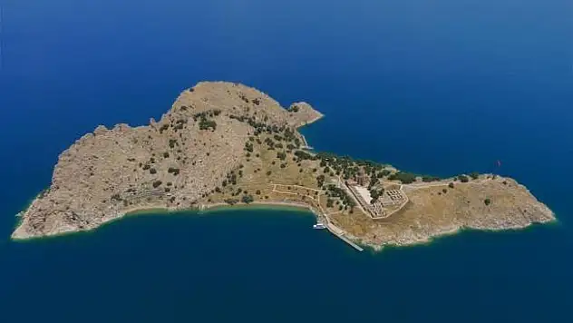 Akdamar Adası'na Ziyaretçi Akını