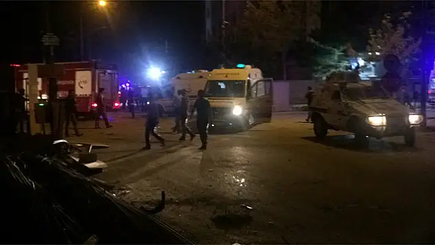 Van'da Terör Saldırısı !