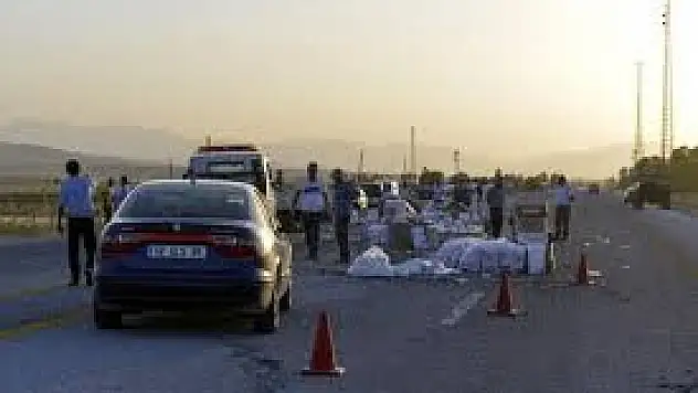 Polisten Kaçan Kaçakçı Kaza Yapınca Yakalandı !