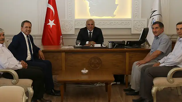 Vali Zorluoğlu'na Ziyaretler Sürüyor !