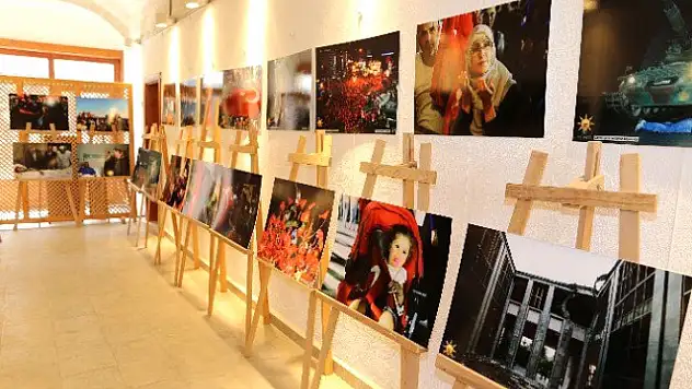 Aa Fotoğraflarıyla 81 İlde '15 Temmuz' Sergisi !