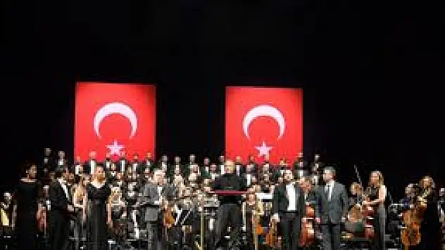 Türkiye 15 Temmuz Şehitlerini Anıyor