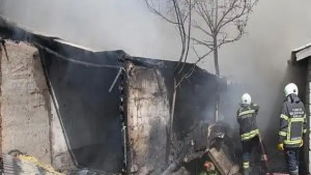 Erzincan'da Yangın Çıktı!