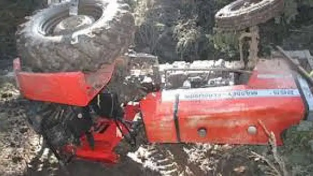 Malatya'da Traktör Devrildi