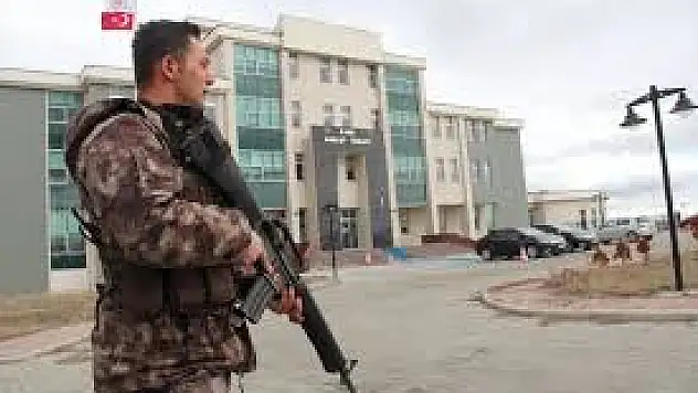 Kars Belediye Başkanı Karaçanta'yı Almaya Giden Darbecilerin Davası
