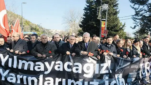 Tunceli'de CHP Teröre Karşı Yürüyüş Yaptı