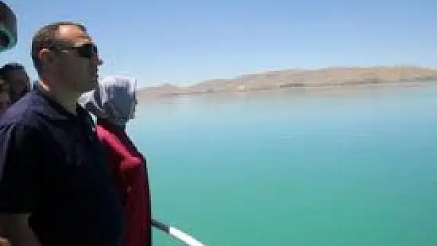 Elazığ Valisi Kaldırım, Keban'da