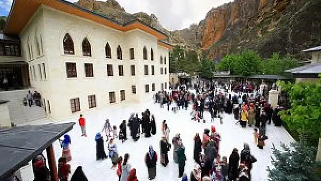 Anadolu'nun Ziyaretgahı: Somuncu Baba Külliyesi