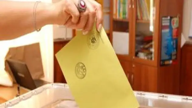 Belediyeye Bağlanmak İçin Oylamaya Gittiler
