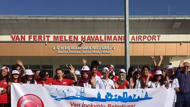 İpekyolu Belediyesi 40 Genci Geziye Gönderdi