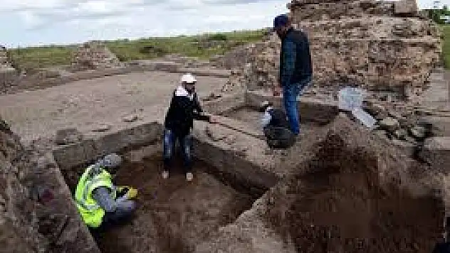 Eski Ahlat Şehri Kazıları Başladı