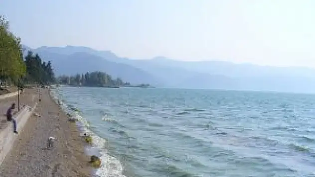 İznik Gölü Bir 'AİLE'yi Yuttu