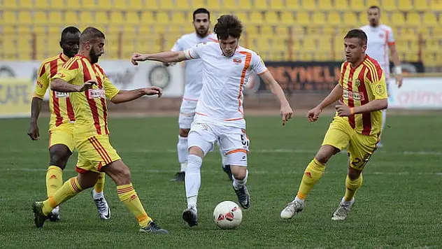 Futbol: Hazırlık Maçı Yapıldı