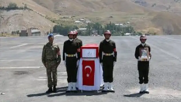 Arkadaşı Tarafından Yanlışlıkla Vurulan Asker Şehit Oldu