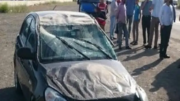 Elazığ'da Otomobil Şarampole Devrildi: 4 Yaralı