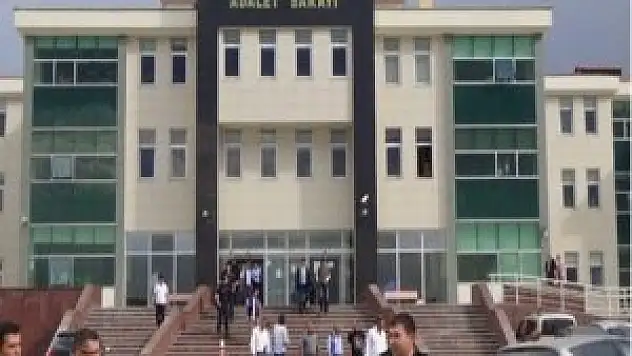 Kars'taki Silahlı Kavga'da Yakalanan Zanlı Adliyeye Sevk Edildi