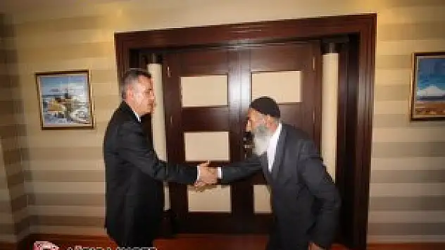 Şehit ve Gazi Ailelerinden Vali Süleyman Elban'a ziyaret