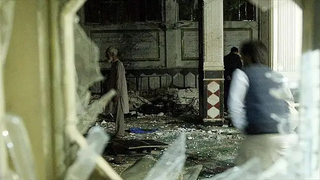 Afganistan'da Camiye Saldırı