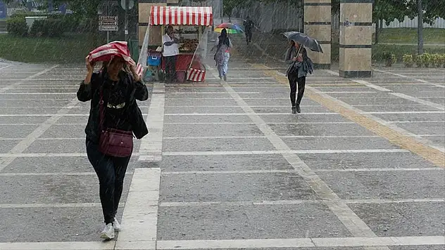 Meteorolojiden Kuvvetli Yağış Uyarısı