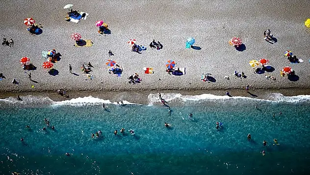 Antalya'ya Gelen Rus Yolcu Sayısında Yüzde 4 Bin 6 Artış