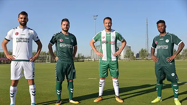 Atiker Konyaspor'da Yeni Sezon Formaları Tanıtıldı
