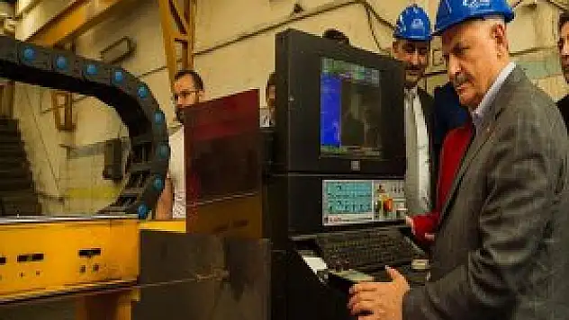 Başbakan Yıldırım'dan Ostim Esnafına Ziyaret Gerçekleşti