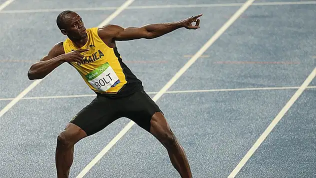 100 Metreden Bolt Geçti