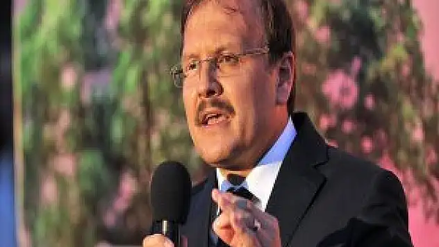 Başbakan Yardımcısı Çavuşoğlu: Türkiye'nin Yanında Milli Bir Duruş Bekliyoruz