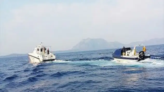 Muğla'da Sahil Güvenlik 4 Yunanistan Vatandaşını Kurtardı