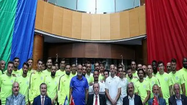 Cumhurbaşkanı Recep Tayyip Erdoğan'dan Çaykur Rizespor'a Ziyaret
