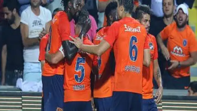 Medipol Başakşehir, Bursaspor'u Konuk Ediyor