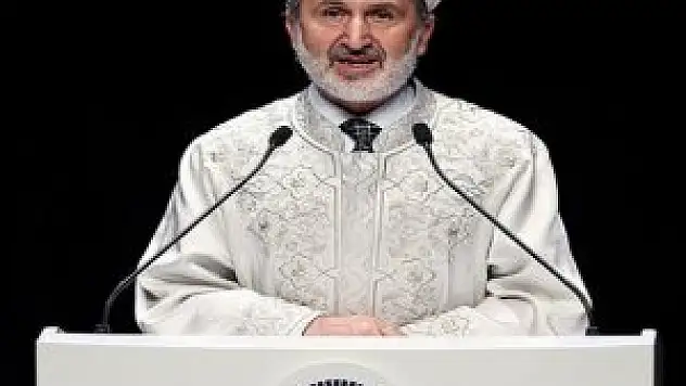 Ekrem Keleş İslami değerlerimiz Nuh (A.S)'ın gemisi gibidir