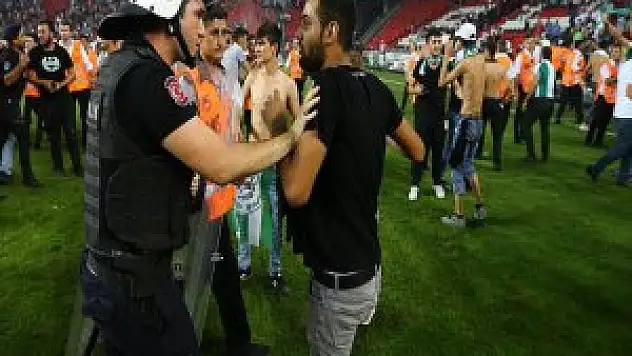 Fikret Orman 45 Gün Hak Mahrumiyeti Cezası Yedi