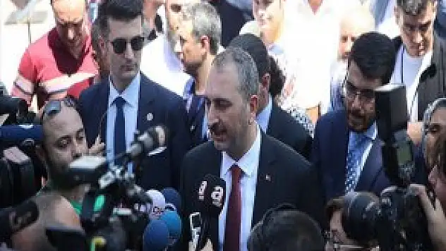 Adalet Bakanı Gül: Bu İfade Türkiye Cumhuriyeti Vatandaşına Yakışır Bir İfade Değil
