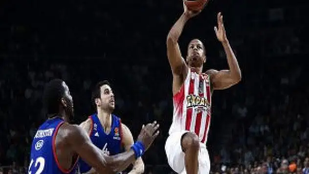 Pınar Karşıyaka Dominic Waters'ı Transfer Etti