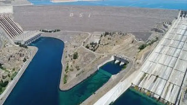 Türkiye'nin Enerji Lokomotifi Olan Atatürk Barajı