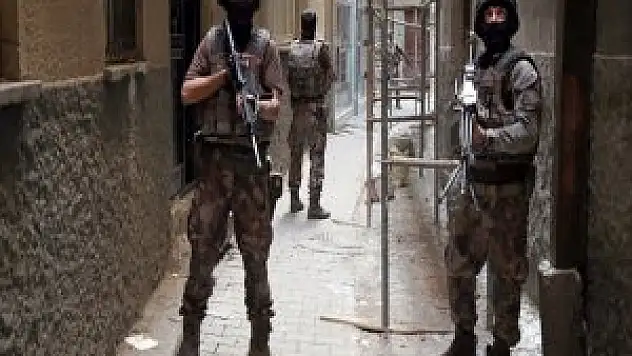Diyarbakır'da 300 Kişilik Ekip İle Uyuşturucu Operasyonu