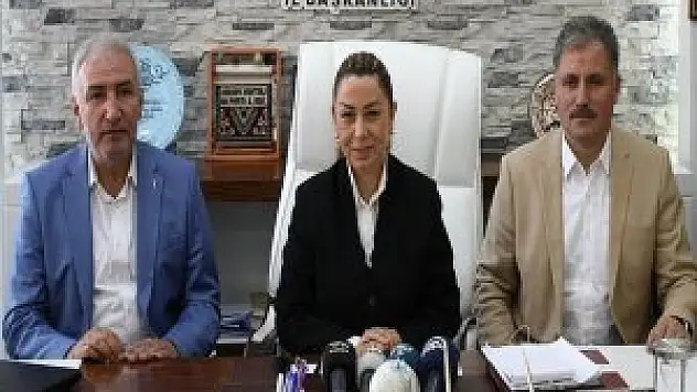 Ak Parti Genel Başkan Yardımcısı Çalık: 16 Yıldır Olduğu Gibi Milletimizin Emrinde Olacağız