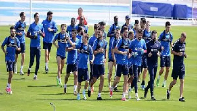 Trabzonspor, Fenerbahçe'ye Karşı Dış Saha Galibiyeti Hasreti Çekiyor