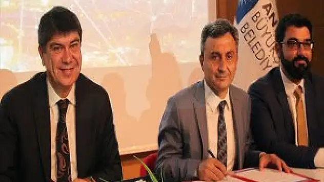 Antalya'da Hayata Geçirilecek 'Akıllı Kent Uygulaması' Protokolü İmzalandı