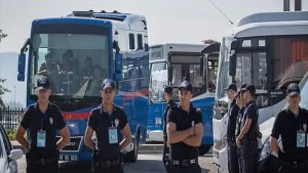 Fetö Sanıklarının Avukatlarına Tepki