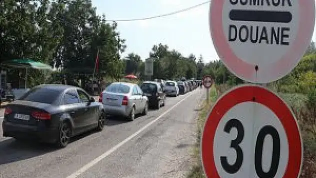 Tatil Dönüşü Sınır Kapılarında Yoğunluk