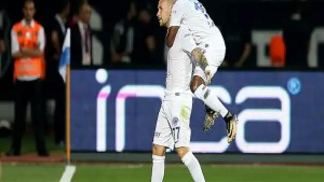 Kasımpaşa'nın Yeni Transferleri Takımı Sırtladı